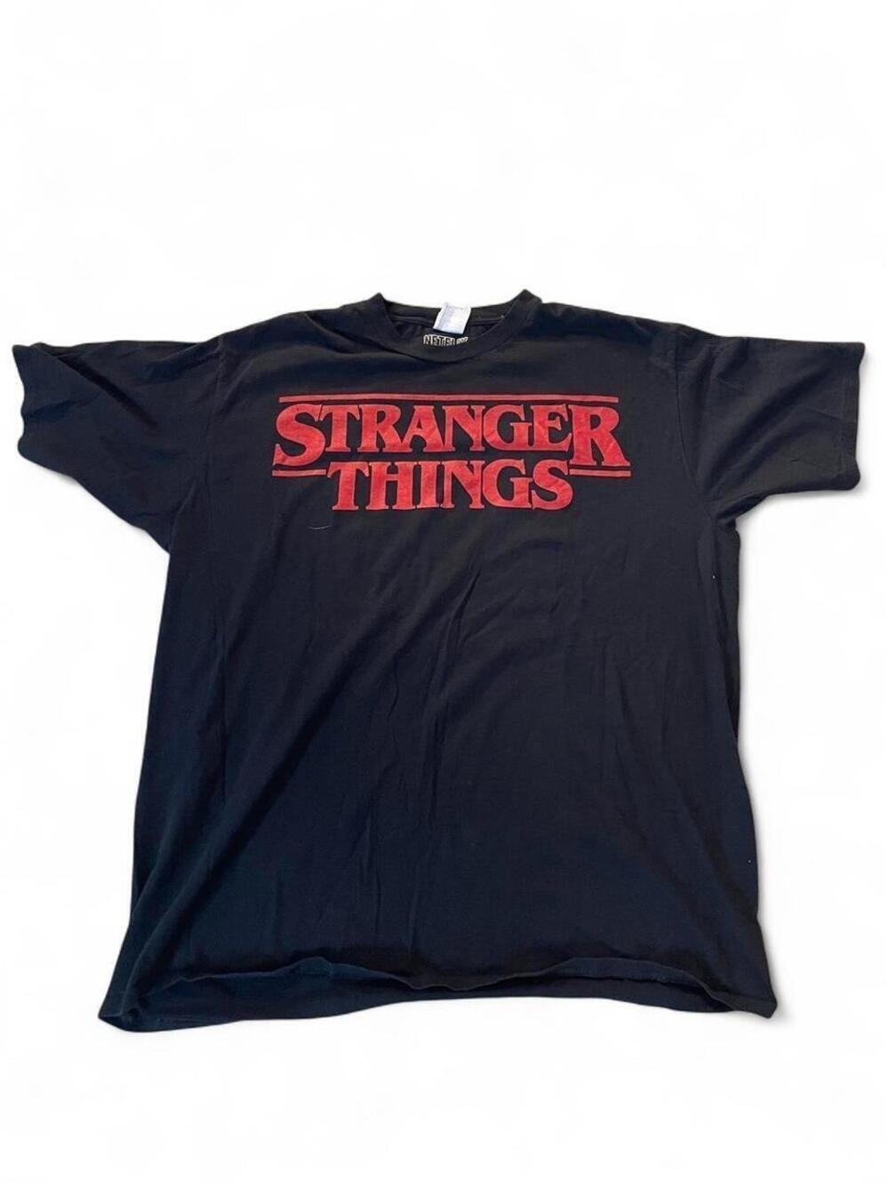 Black Stranger Things Netflix cotton t-shirt with red logo XL